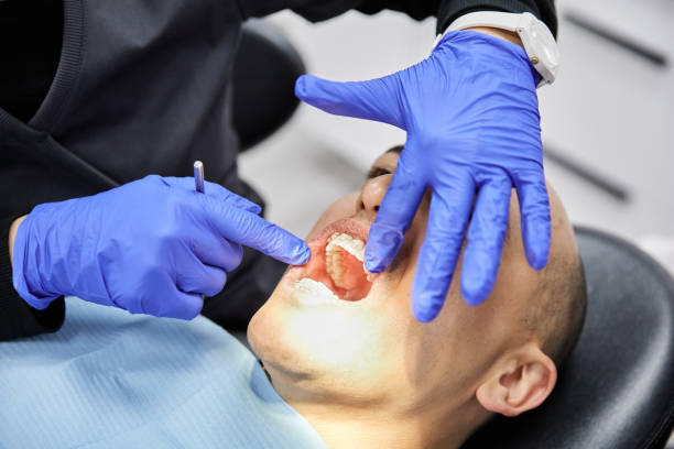 Best Cracked Tooth Emergency Dentist  in Houghton, MI